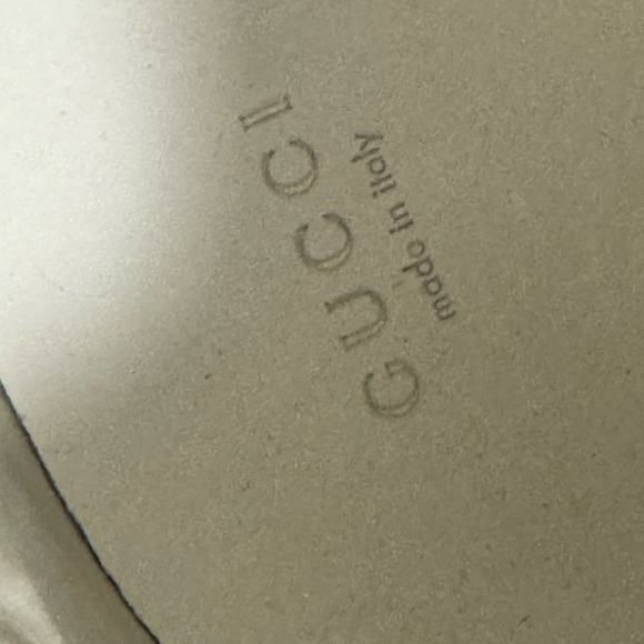 Only worn in store at initial purchase. Too small now - Picture 2 of 5